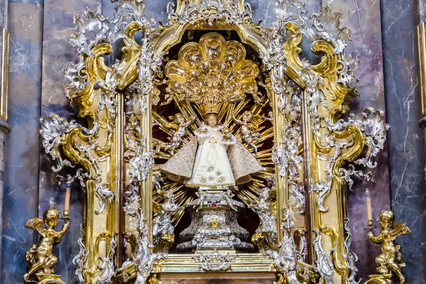 Infant Jesus, Prague
