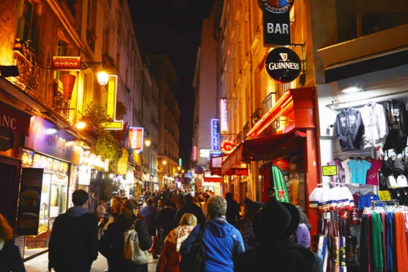 Latin Quarter nightlife in Paris