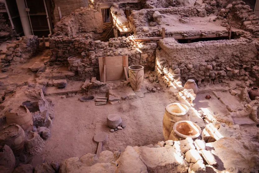 Ruins and pottery at Akrotiri