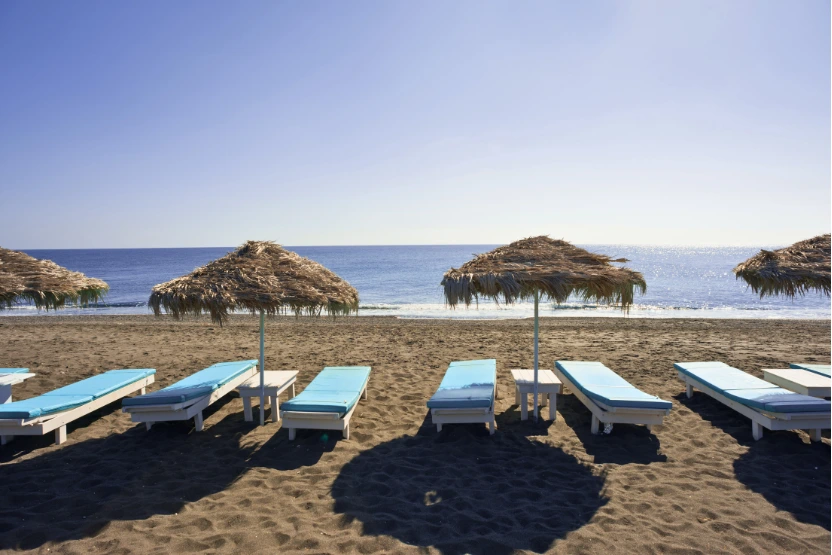 Perívolos Beach, Santorini