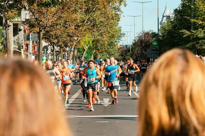 Berlin marathon runners and spectators. 