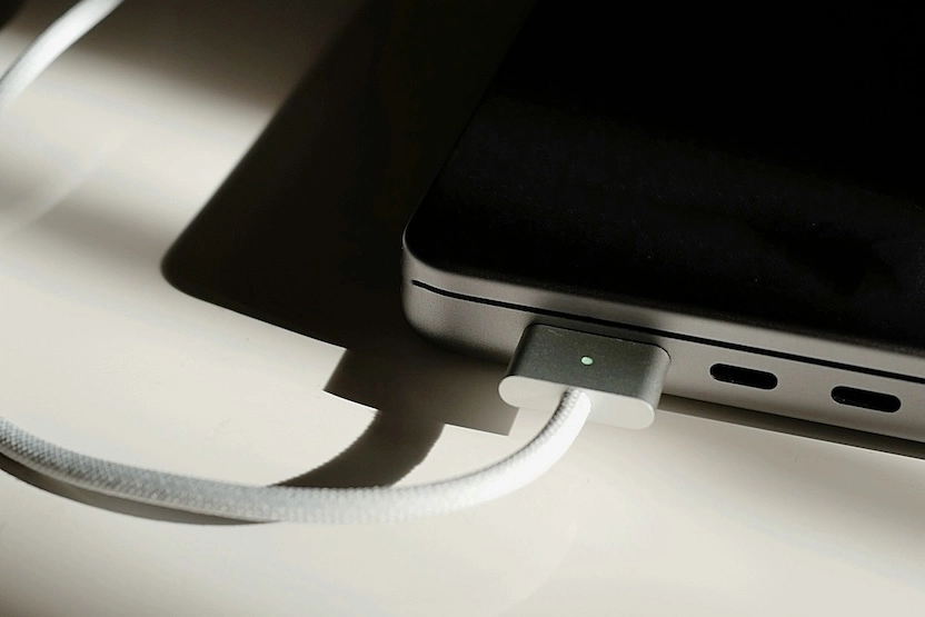 Laptop charging