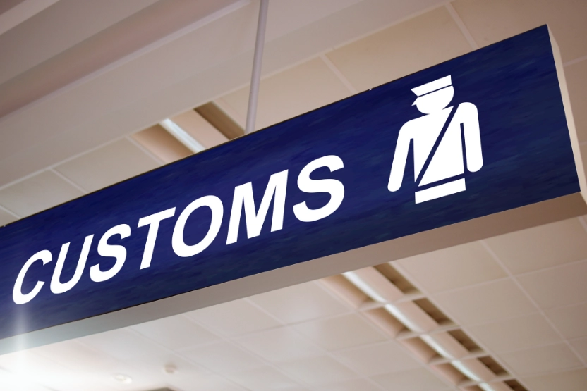 Airport customs sign