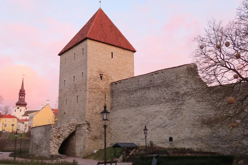 Tallinn city walls