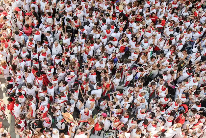 Traditional white clothing